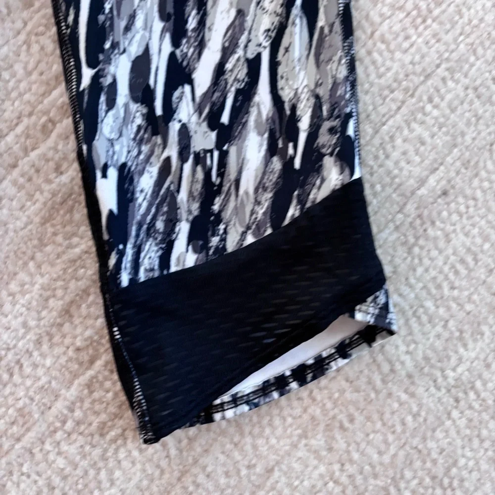 Under Armour Black and White Patterned Leggings